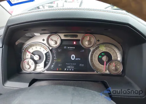 2017 Ram 1500 Longhorn из США, поврежденный, VIN 1C6RR7WM4HS572308